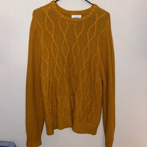 Long sleeve knit sweater